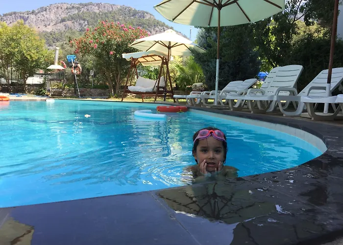 Selya Apartmanhotel 3*